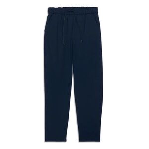Lululemon stretch high rise pant 7 8 true navy size 6